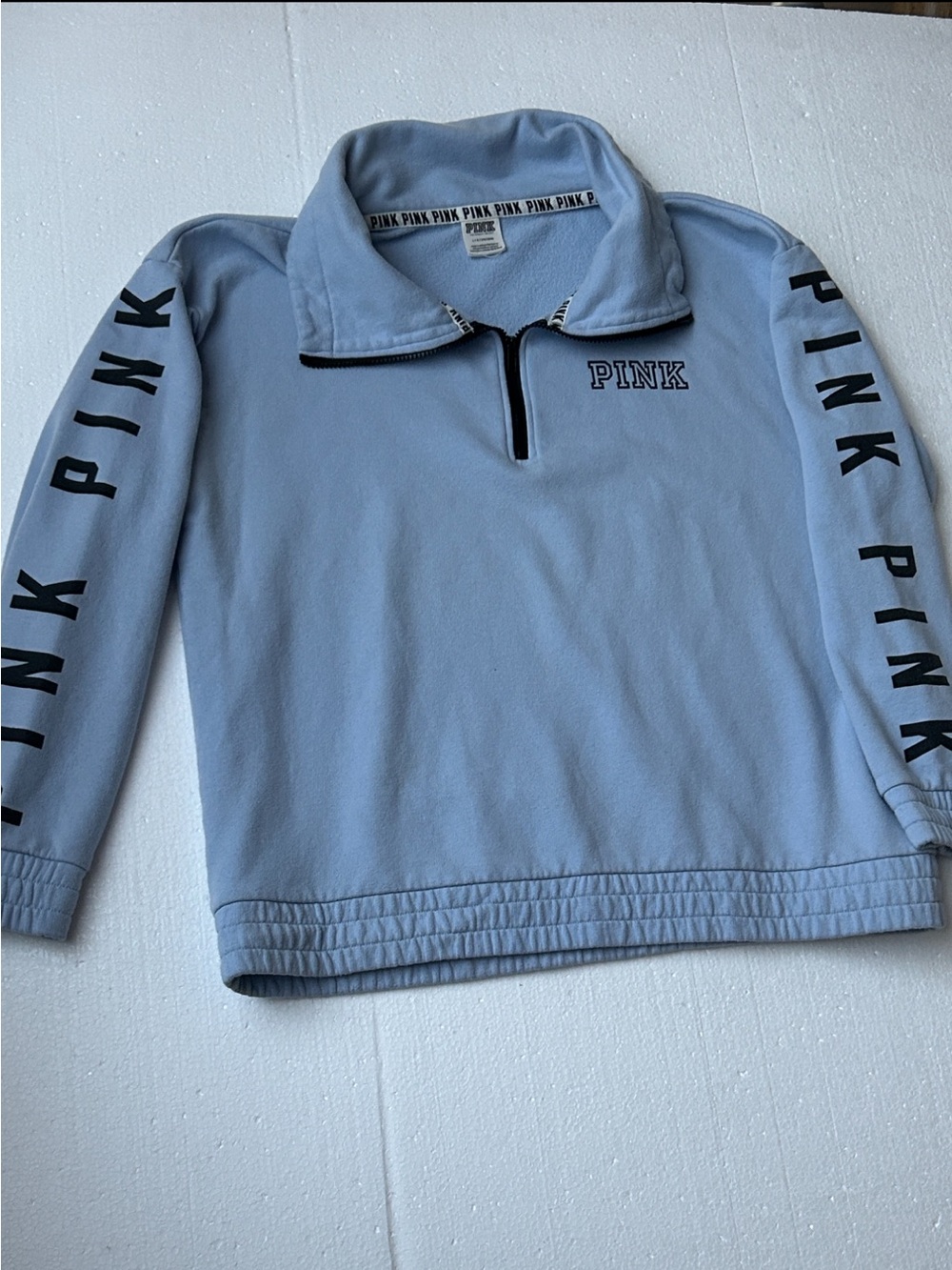 PINK Victoria's Secret Woman’s Light Blue Quarter-Zip Pullover. Size Large.
